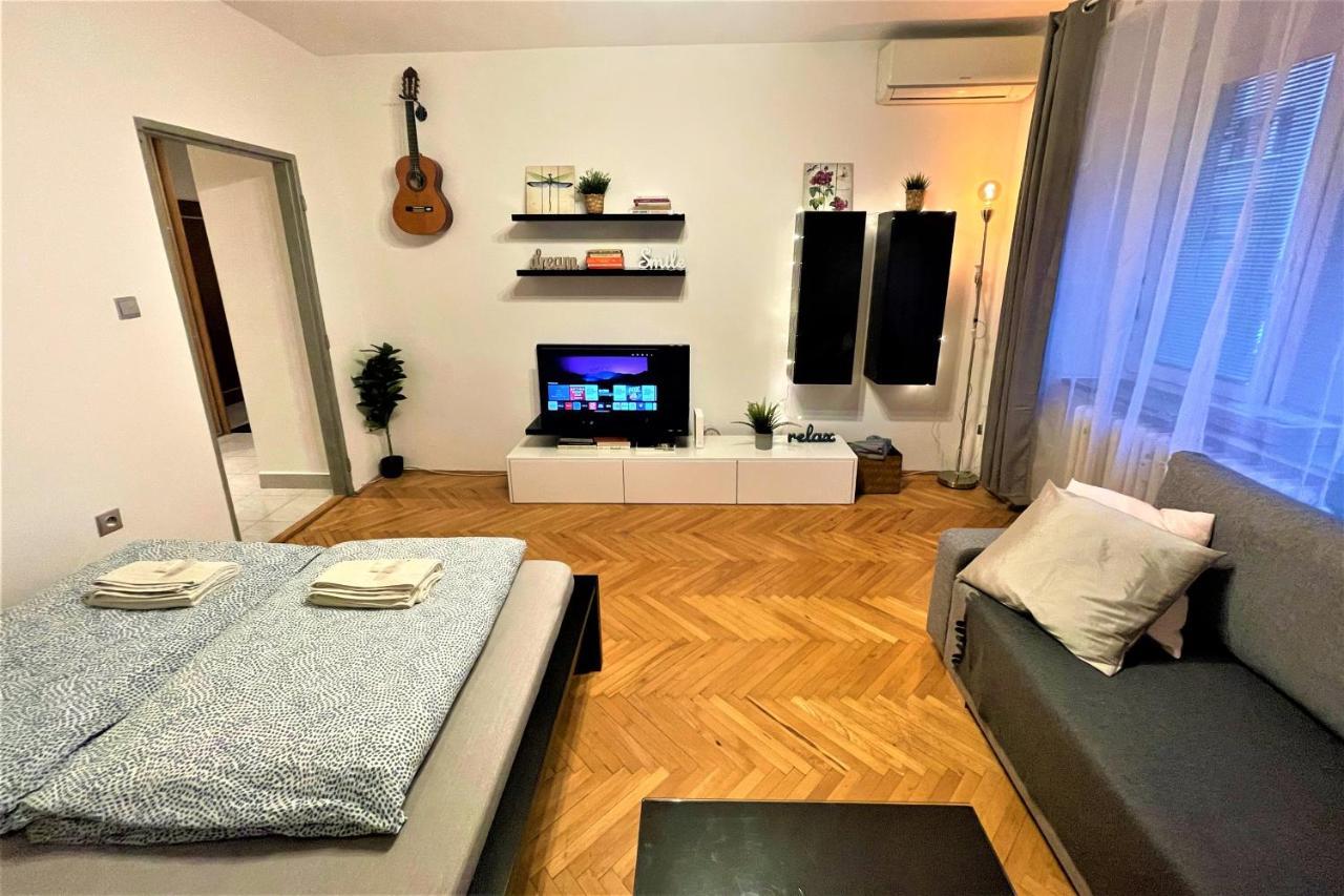 Apartment Helen - Old Town, Ac Bratislava Exteriér fotografie